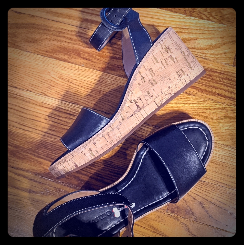 Bernardo wedges